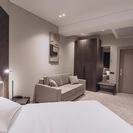 Park Bristol Hotel Oezjhorod