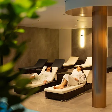 Park Bristol Oezjhorod