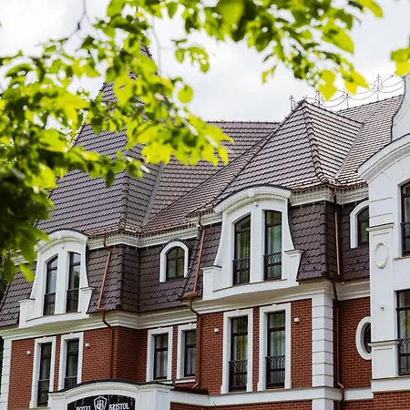 Park Bristol Hotel Oezjhorod