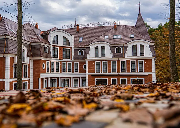 Park Bristol Hotel *