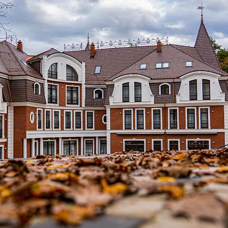 Park Bristol Hotel *